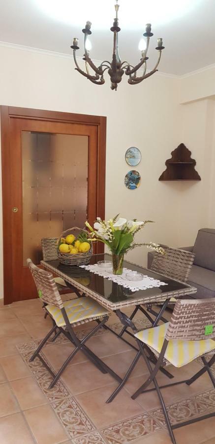 Casa Vacanza Giovanna Vietri Exterior foto